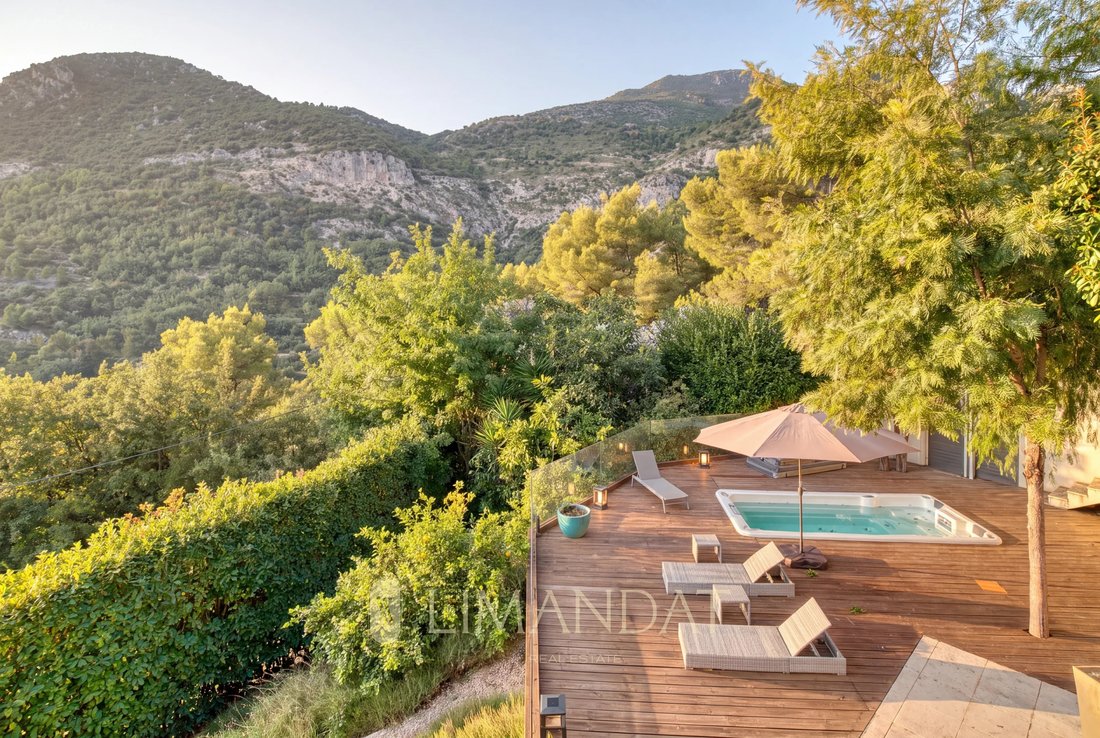 Casa en Aldea-Cros de Caste-Coupiere-Mont Gros, Roquebrune-Cap-Martin, Francia 1 - 19044406