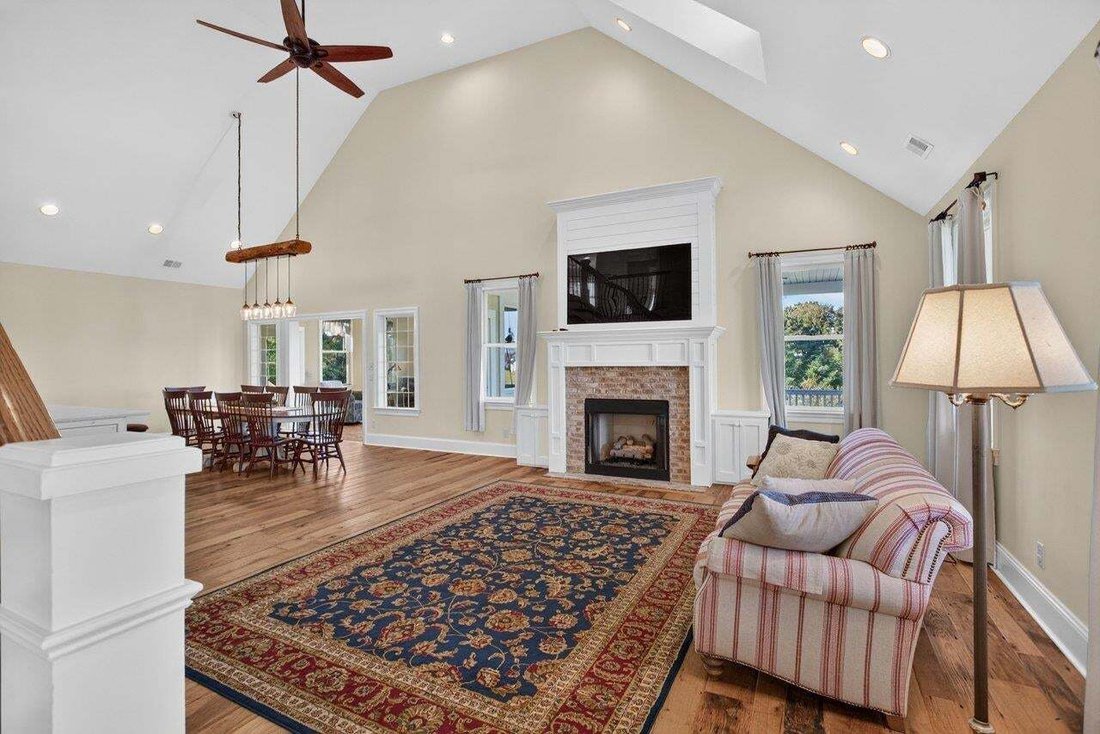 House in Massanetta Springs, Virginia, United States 4 - 19043375