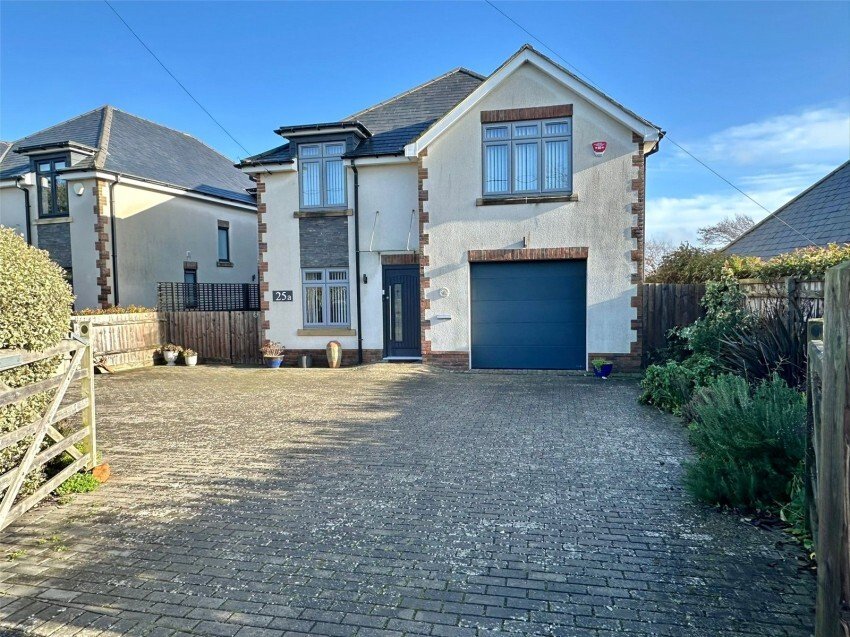 Haus in Milford-on-Sea, England 1 - 19043791