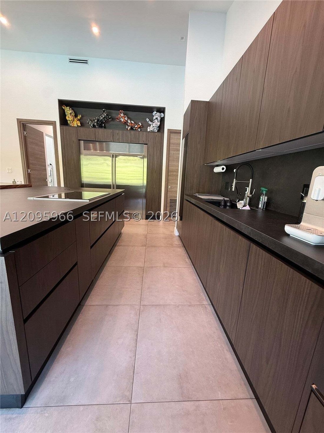 Casa en North Miami Beach, Florida, Estados Unidos 3 - 19043698