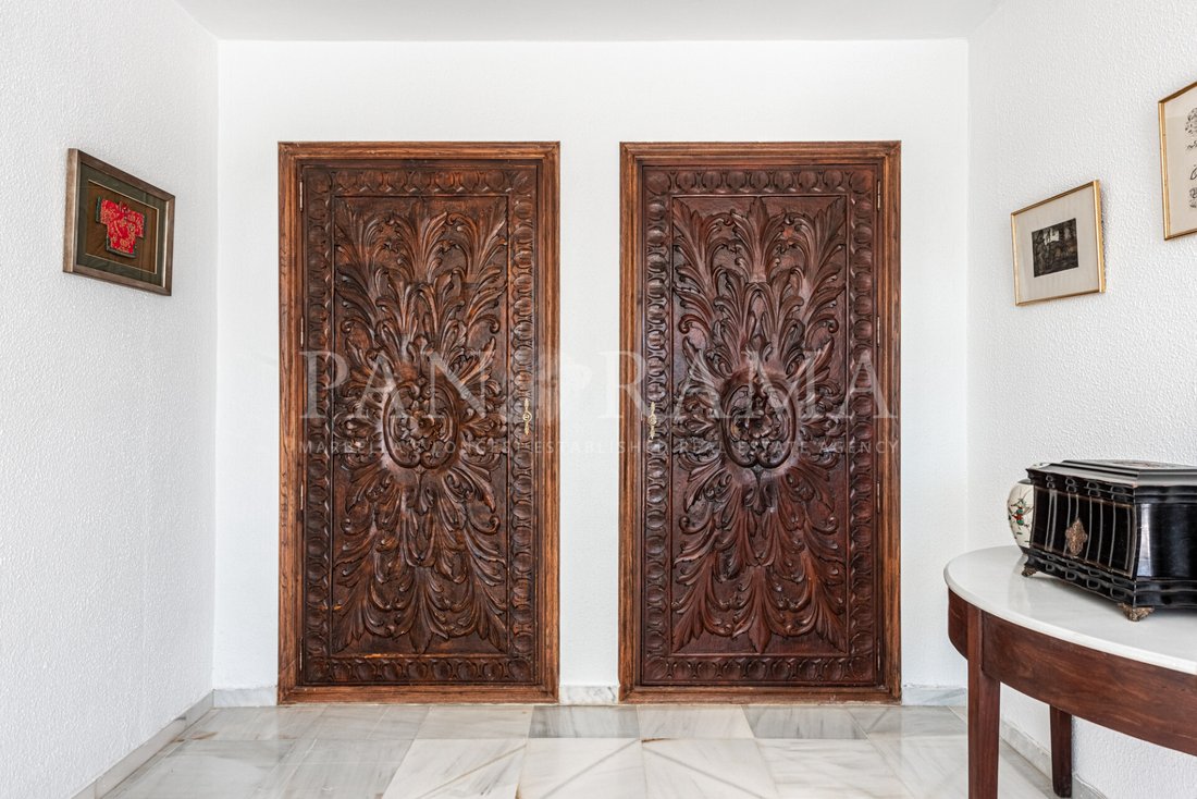 Villa in Marbella, Andalusia, Spain 5 - 19044017