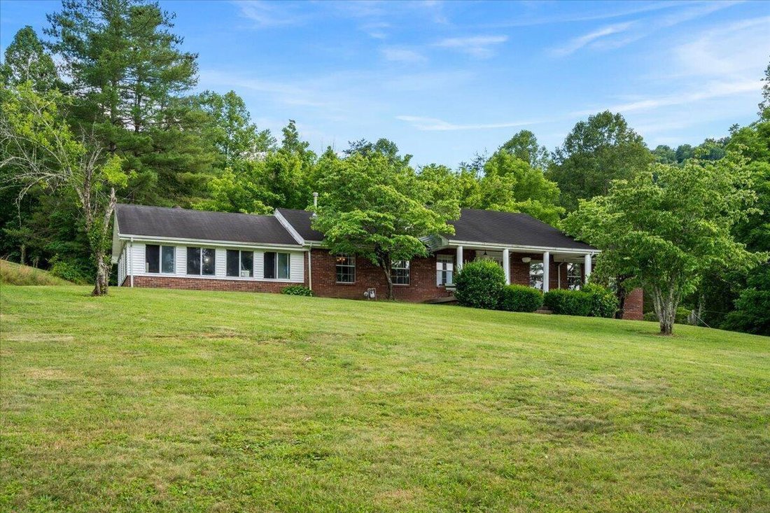 House in Stanton, Kentucky, United States 1 - 19043506