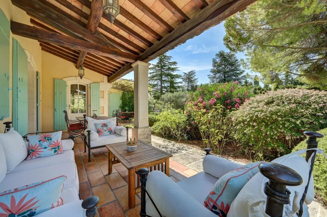Casa di campagna a Saint-Remy-de-Provence, Provenza-Alpi-Costa Azzurra, Francia 3 - 19044311