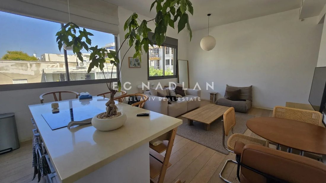 Apartment in Tel Aviv-Yafo, Tel Aviv District, Israel 1 - 19044476