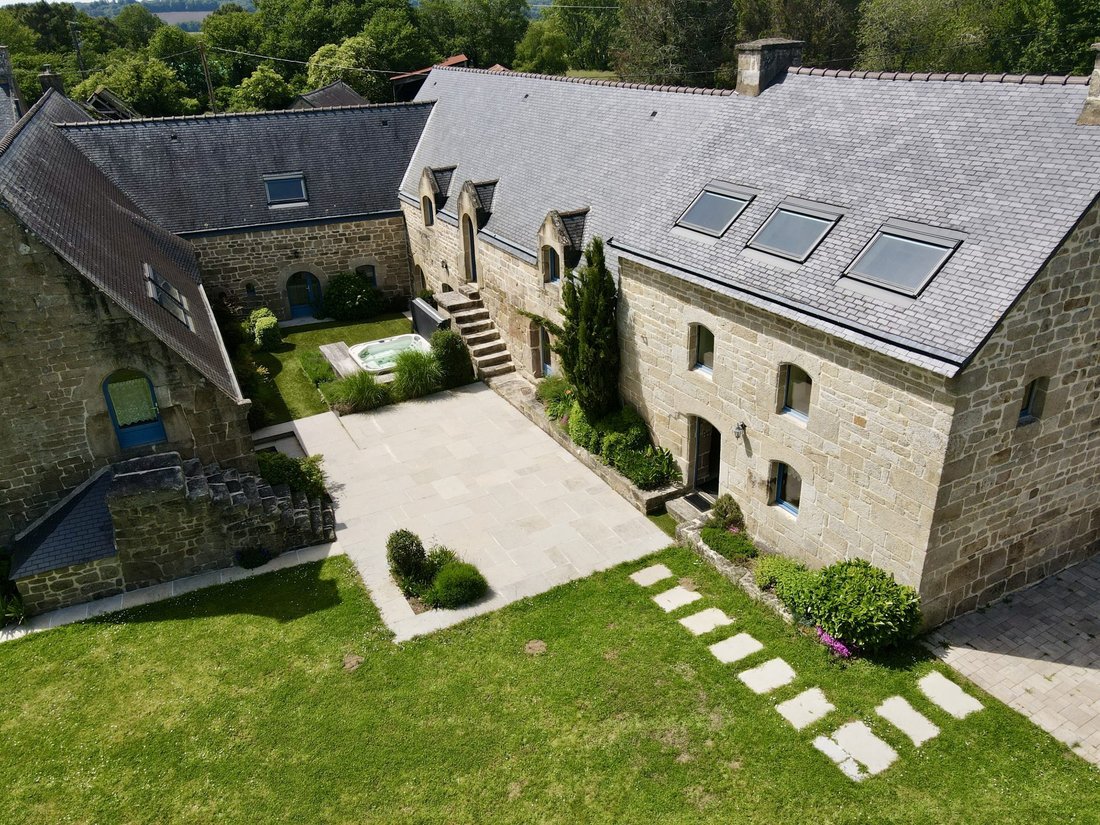 Haus in Centre Ville, Pontivy, Frankreich 2 - 18008904