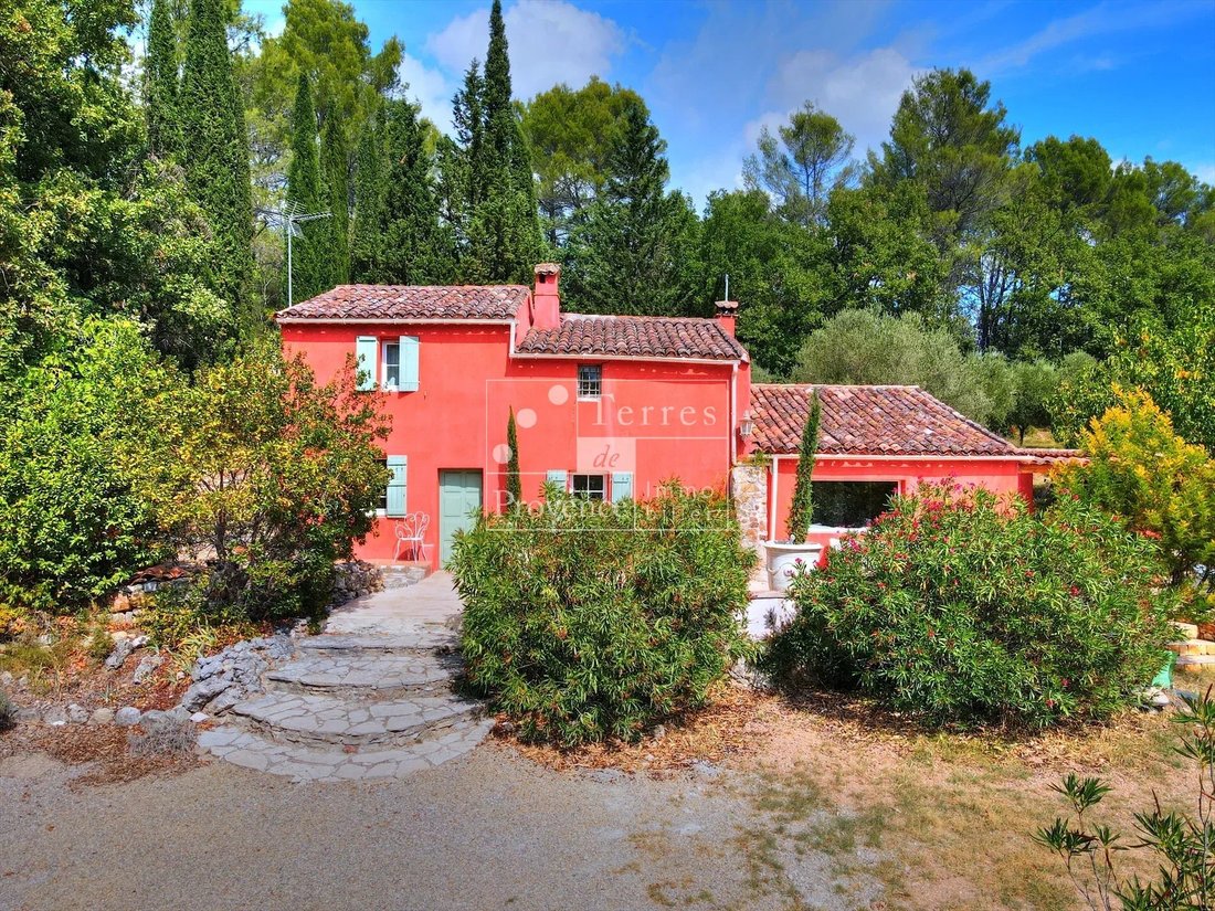 House in Salernes, Provence-Alpes-Côte d'Azur, France 3 - 19044153