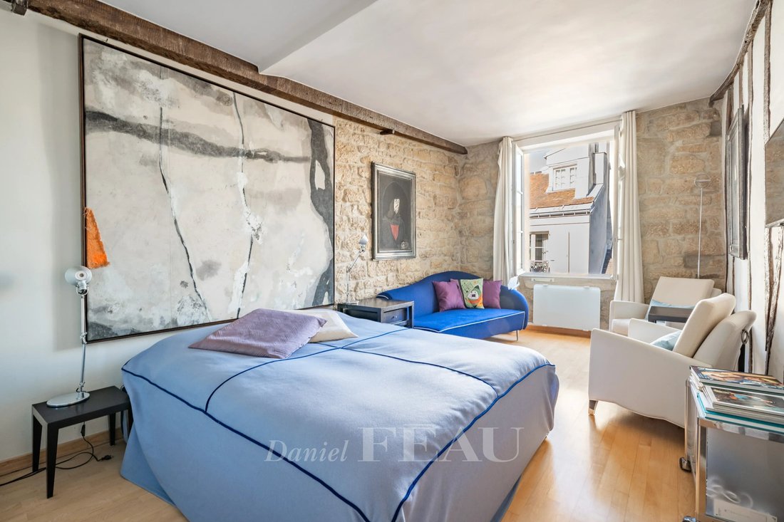 Apartment in Saint Thomas d'Aquin, Paris 7e Arrondissement, Paris 1 - 19043750