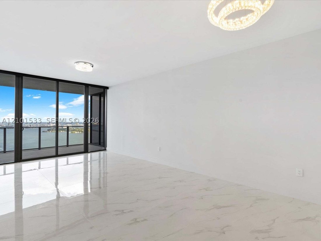 Condo in Miami, Florida, United States 4 - 19043676