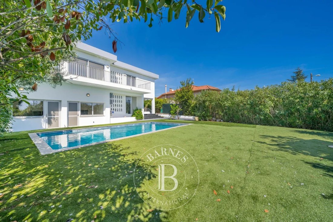 Villa in French Riviera, Provence-Alpes-Côte d'Azur, France 1 - 19044217