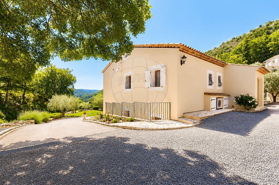 Casa en Coursegoules, Provenza-Alpes-Costa Azul, Francia 1 - 19044634