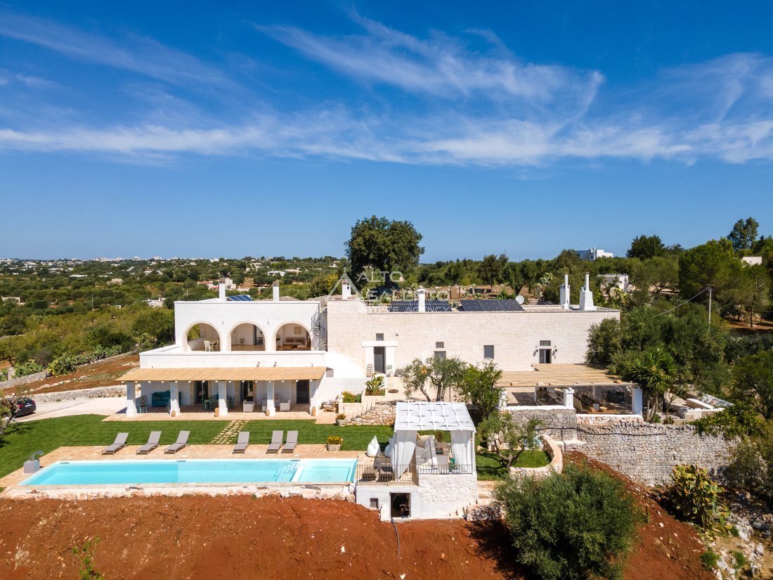 Estate in Ostuni, Apulia, Italy 2 - 19043885