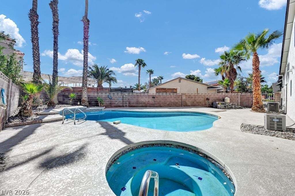 House in Henderson, Nevada, United States 3 - 19043369