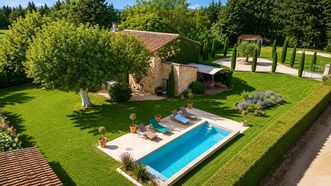 Country House in Cavaillon, Provence-Alpes-Côte d'Azur, France 5 - 19044113