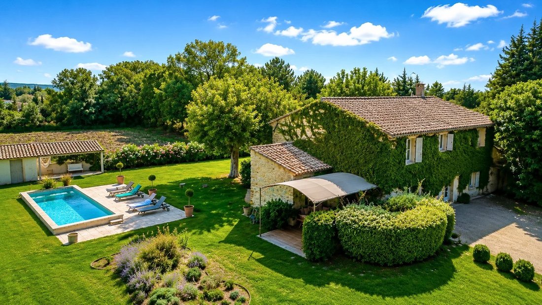 Country House in Cavaillon, Provence-Alpes-Côte d'Azur, France 1 - 19044113
