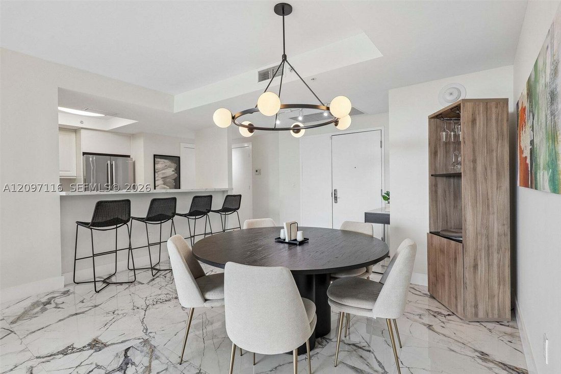 Condo in Miami, Florida, United States 3 - 19043727