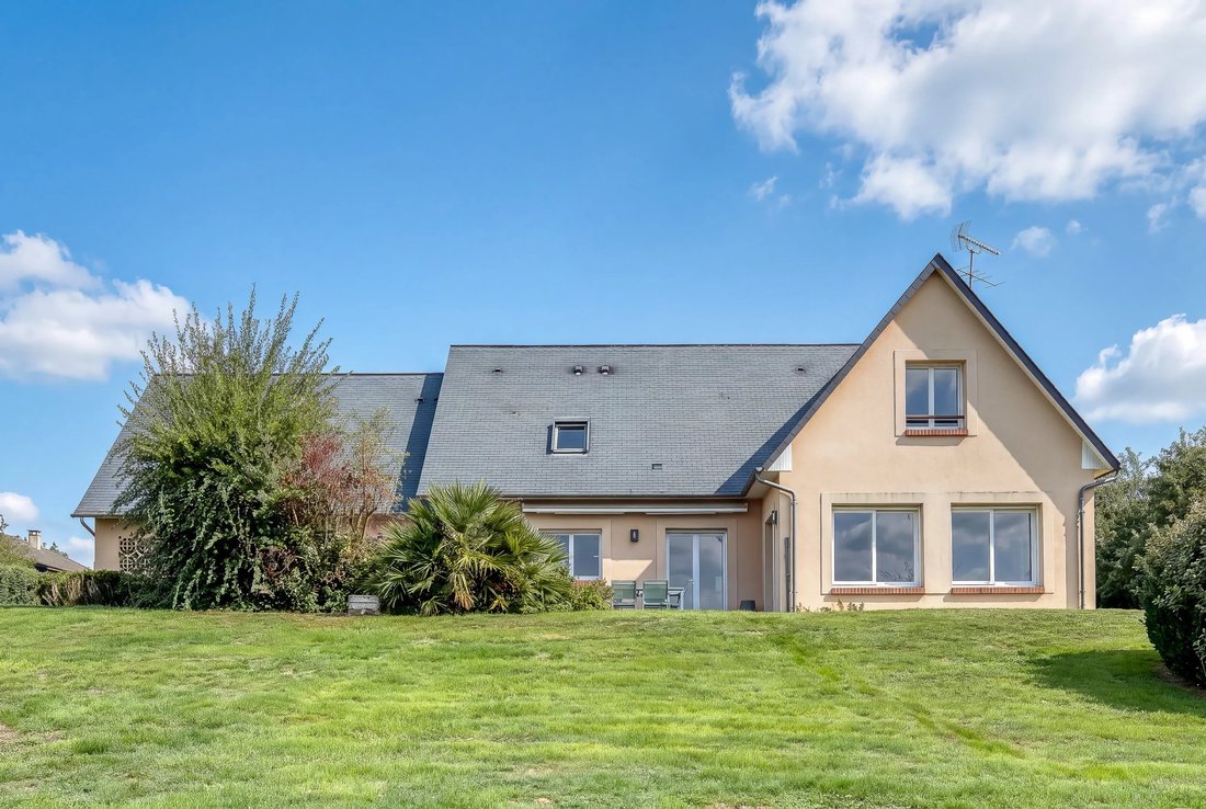 House in Equemauville, Normandy, France 1 - 19044508