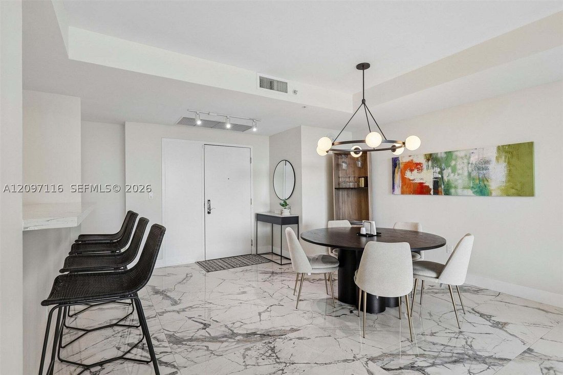 Condo in Miami, Florida, United States 4 - 19043727