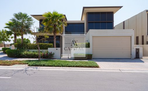 Villa in JLT / Jumeirah Lakes Towers, Dubai, United Arab Emirates 1
