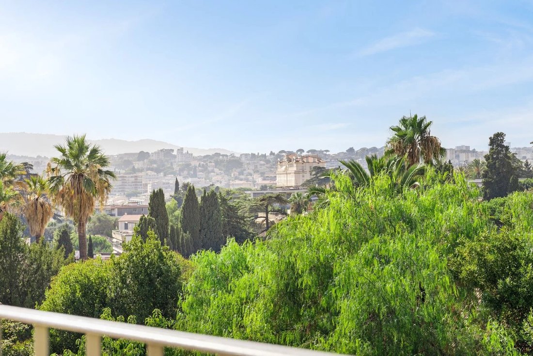 Villa a Cannes, Provenza-Alpi-Costa Azzurra, Francia 2 - 19044327