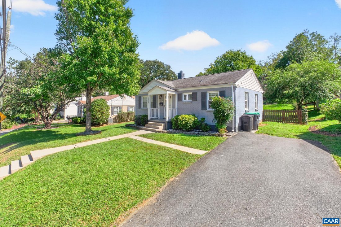 House in Charlottesville, Virginia, United States 2 - 19043380
