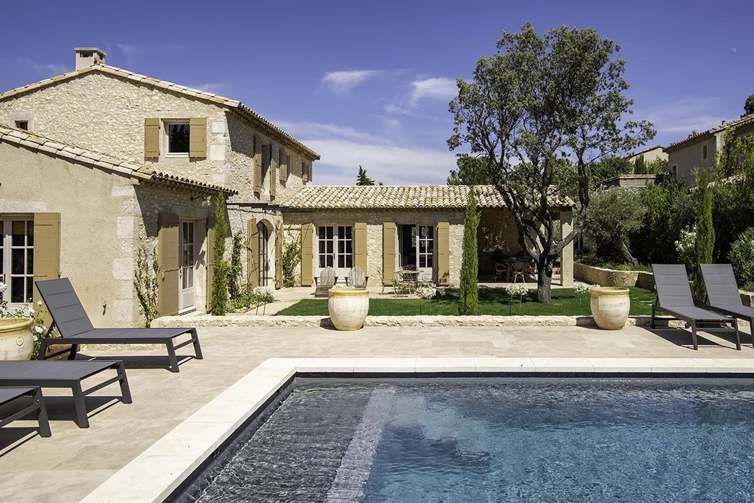 Casa de Campo en Eygalières, Provenza-Alpes-Costa Azul, Francia 1 - 19044222