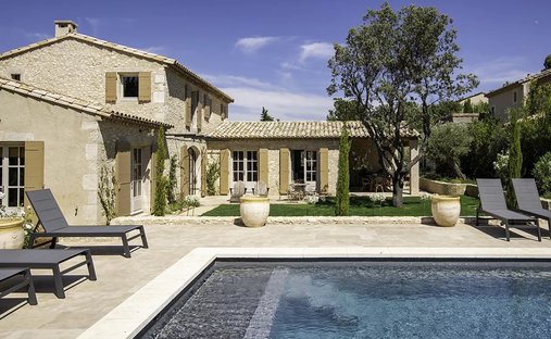 Country House in Eygalières, Provence-Alpes-Côte d'Azur, France 1