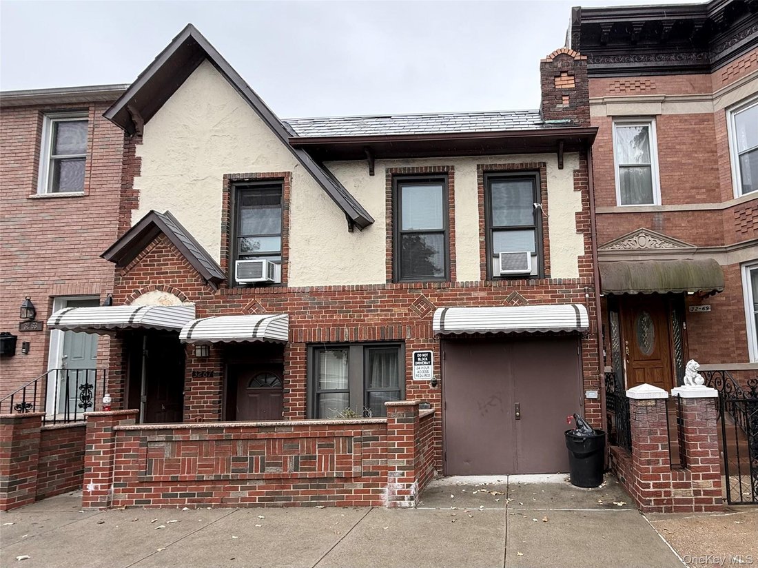 House in New York, New York, United States 1 - 18942289
