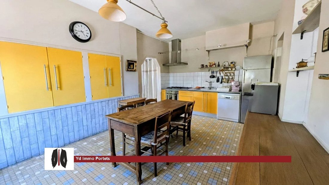 Maison de ville à Portets, Nouvelle-Aquitaine, France 3 - 19044325