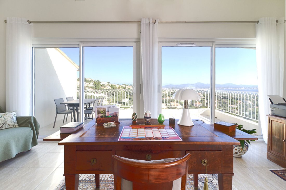 Casa en Fréjus, Provenza-Alpes-Costa Azul, Francia 5 - 19044126