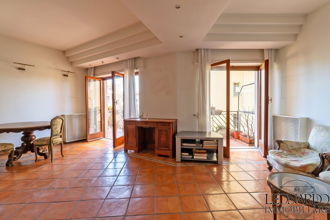 Appartement à Naples, Campanie, Italie 3 - 19043932