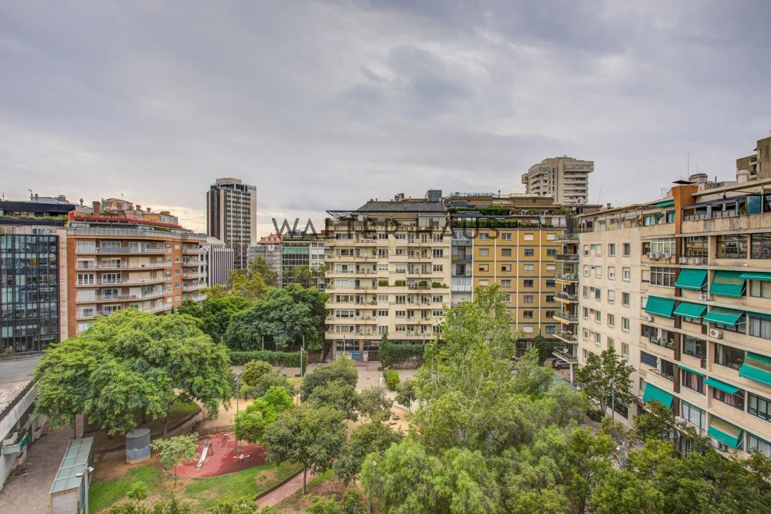Apartment in Sarrià-Sant Gervasi, Barcelona, Spain 3 - 19044568