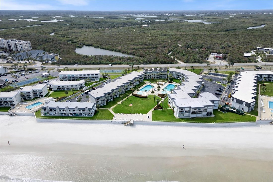 Condo in New Smyrna Beach, Florida, United States 5 - 19043645