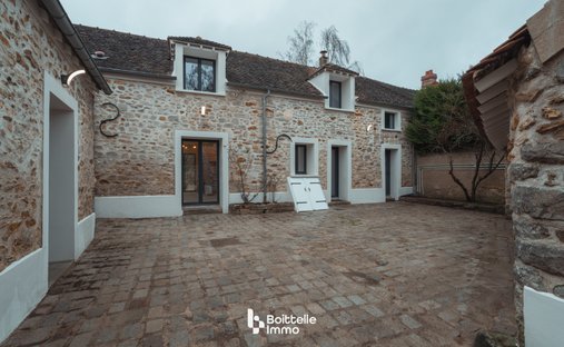 House in Chailly-en-Biere, Ile-de-France, France 1
