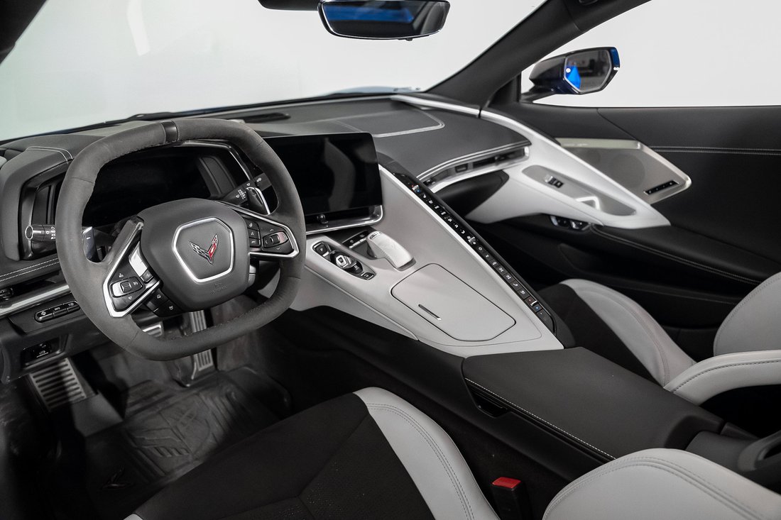 Cabriolet in Pompano Beach, FL, United States 2 - 19044216