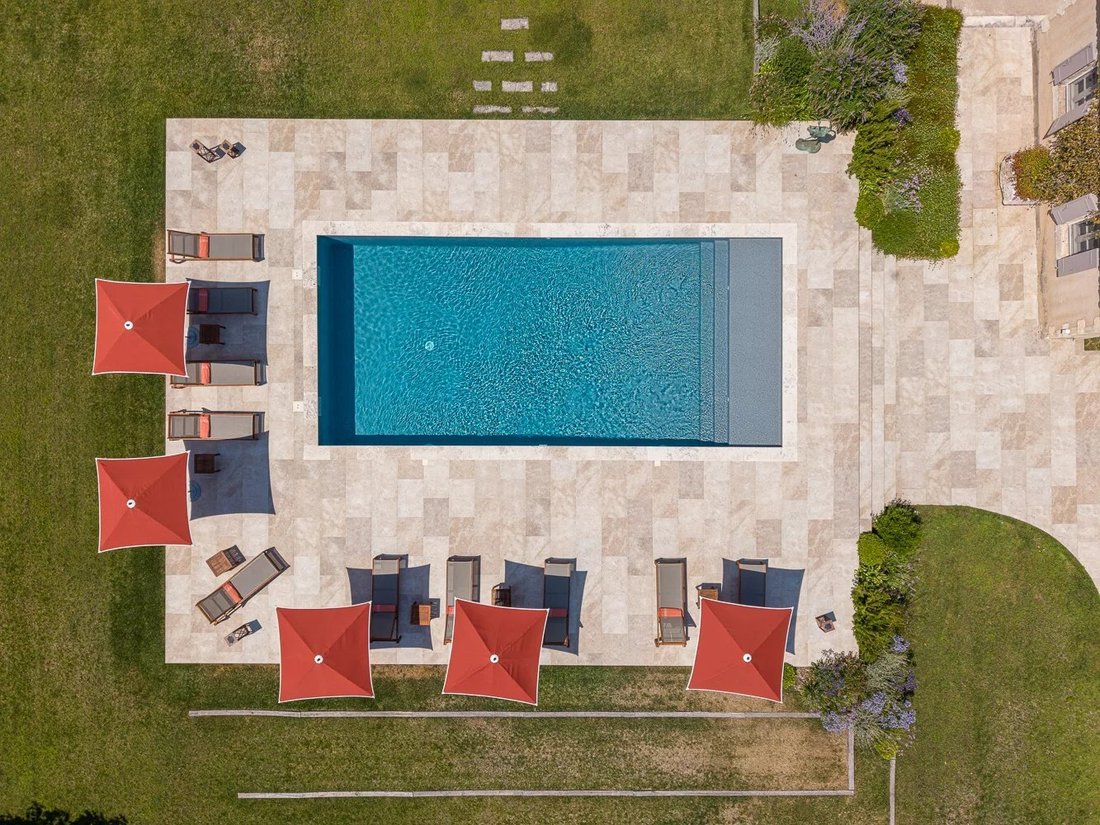 Casa a Eygalières, Provenza-Alpi-Costa Azzurra, Francia 2 - 19044241