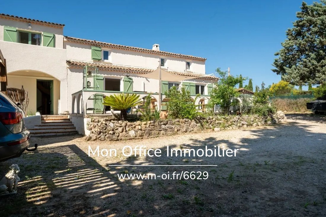 House in Granettes-Jauberte-Sainte Anne, Aix-en-Provence, France 3 - 19044657