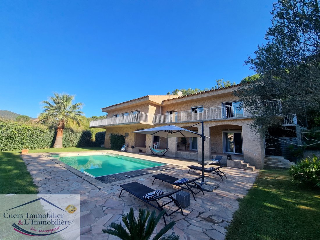 Villa in Collobrières, Provence-Alpes-Côte d'Azur, France 1 - 19044471