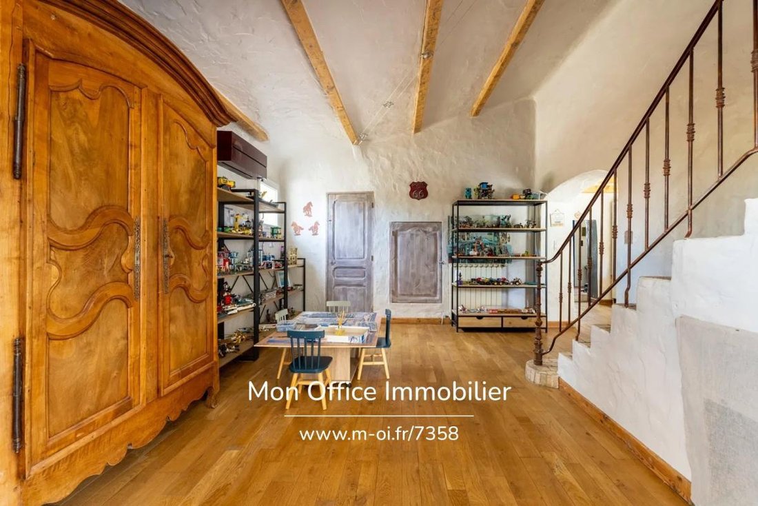 Casa en Trets, Provenza-Alpes-Costa Azul, Francia 5 - 19044571