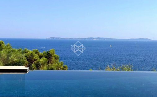 Villa in Rayol-Canadel-sur-Mer, Provence-Alpes-Côte d'Azur, Frankreich 1
