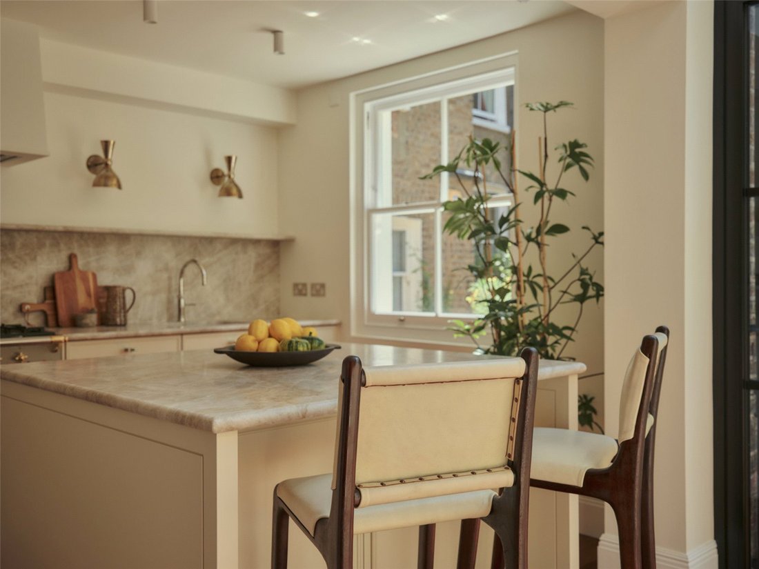 Apartment in Ladbroke Grove, Kensington And Chelsea, England 5 - 19043487
