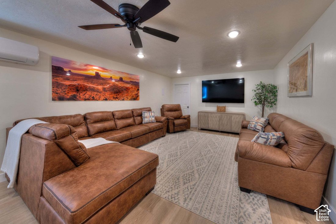 House in Moab, Utah, United States 2 - 19043668
