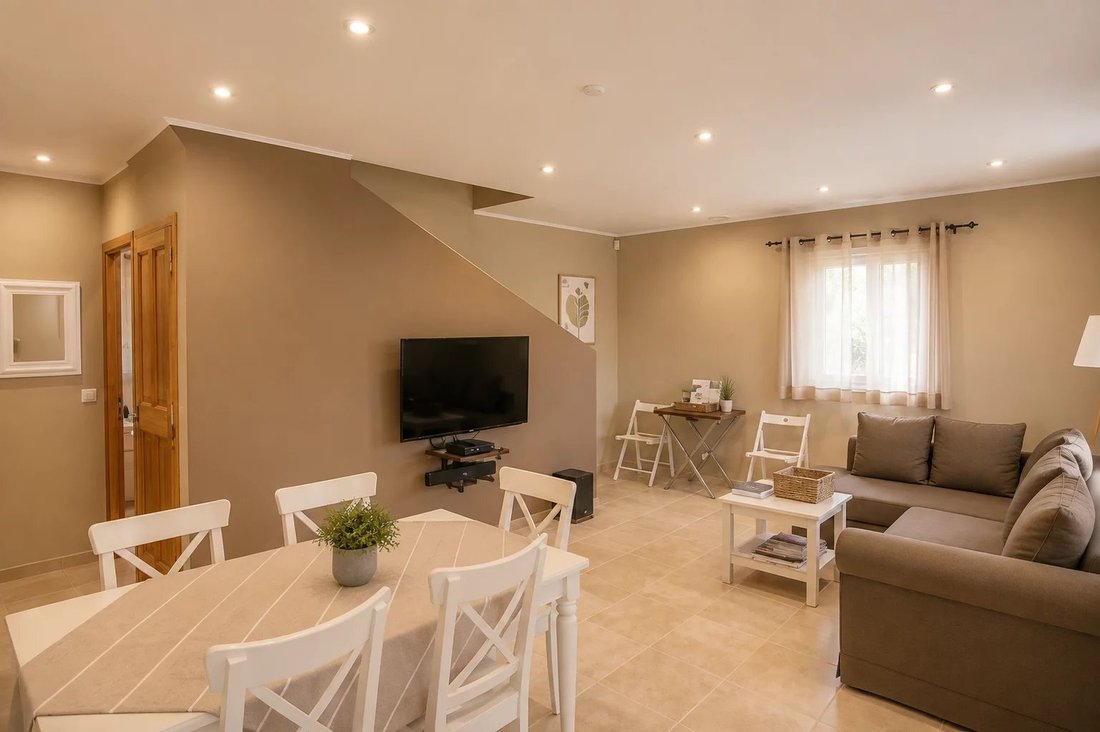 Villa en Apt, Provenza-Alpes-Costa Azul, Francia 5 - 19044378