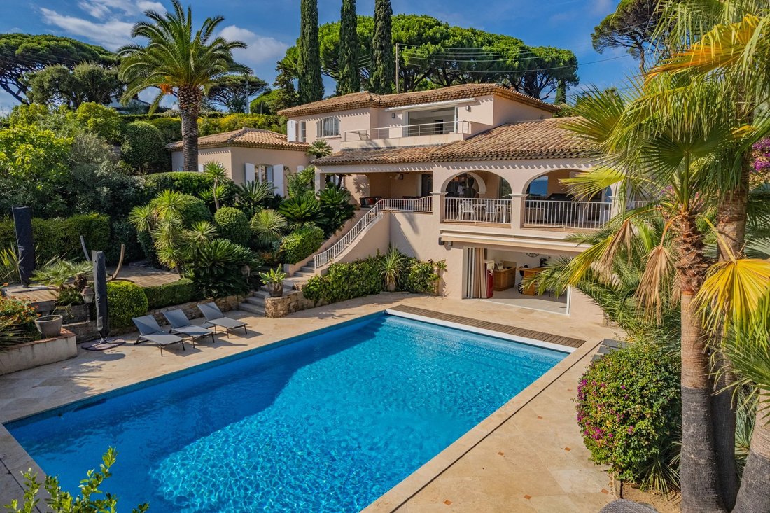 Villa a Ville-Les Saquedes-Le Bouillonnet, Sainte-Maxime, Francia 1 - 19044475