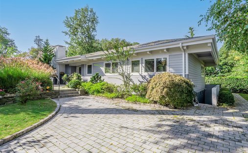 House in Sea Cliff, New York, United States 1