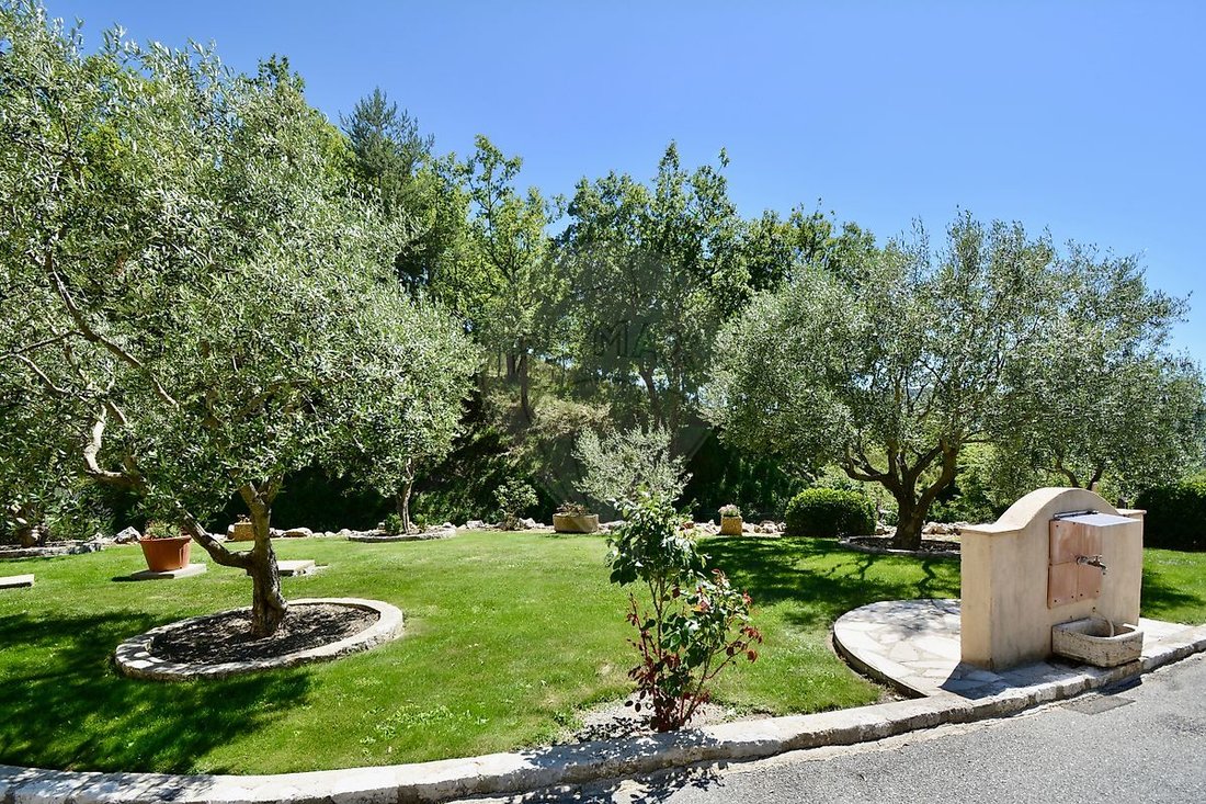 Casa en Coursegoules, Provenza-Alpes-Costa Azul, Francia 3 - 19044634