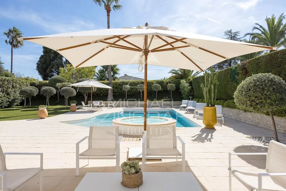 Villa in Vaug, Villeneuve-Loubet, France 4 - 19044398