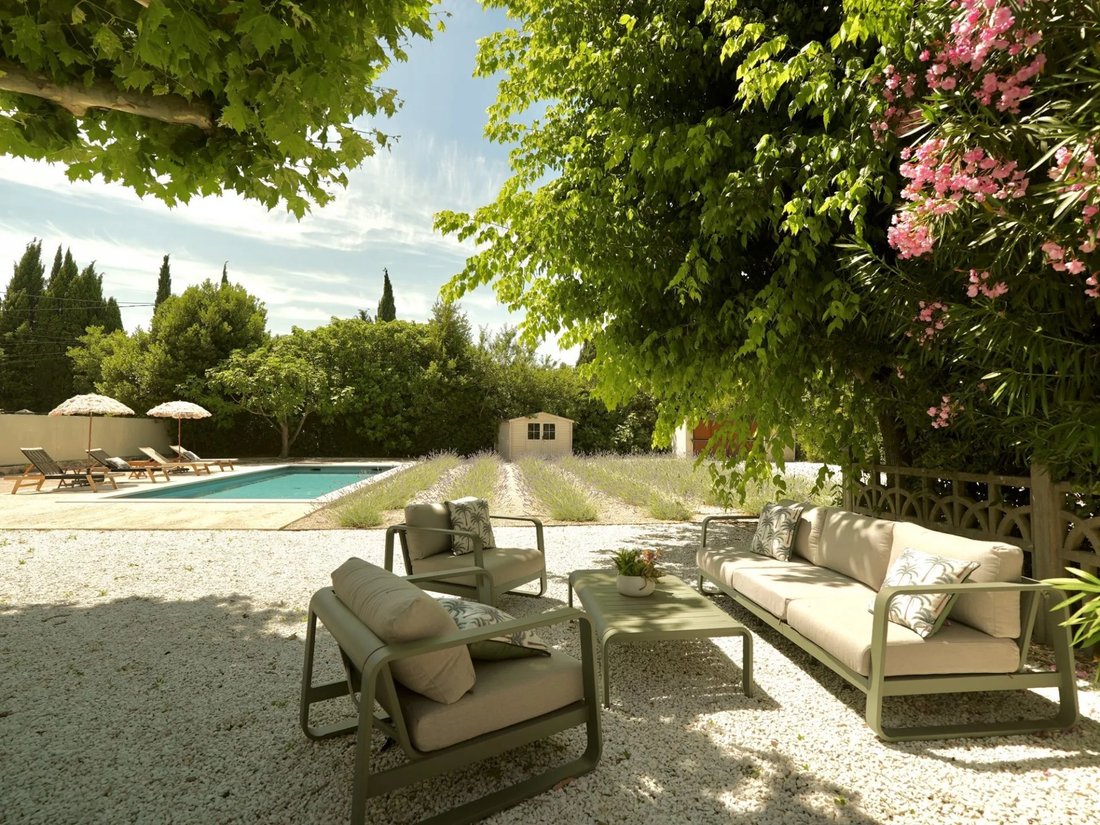 Villa in Maillane, Provence-Alpes-Côte d'Azur, France 2 - 19044409