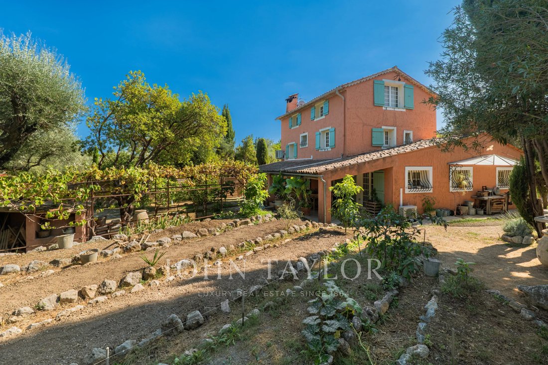 Villa à Grasse, Provence-Alpes-Côte d'Azur, France 1 - 19044392