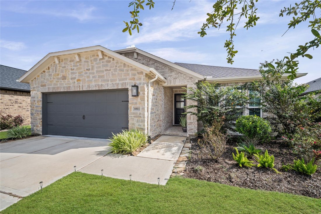 House in Fulshear, Texas, United States 2 - 19044070