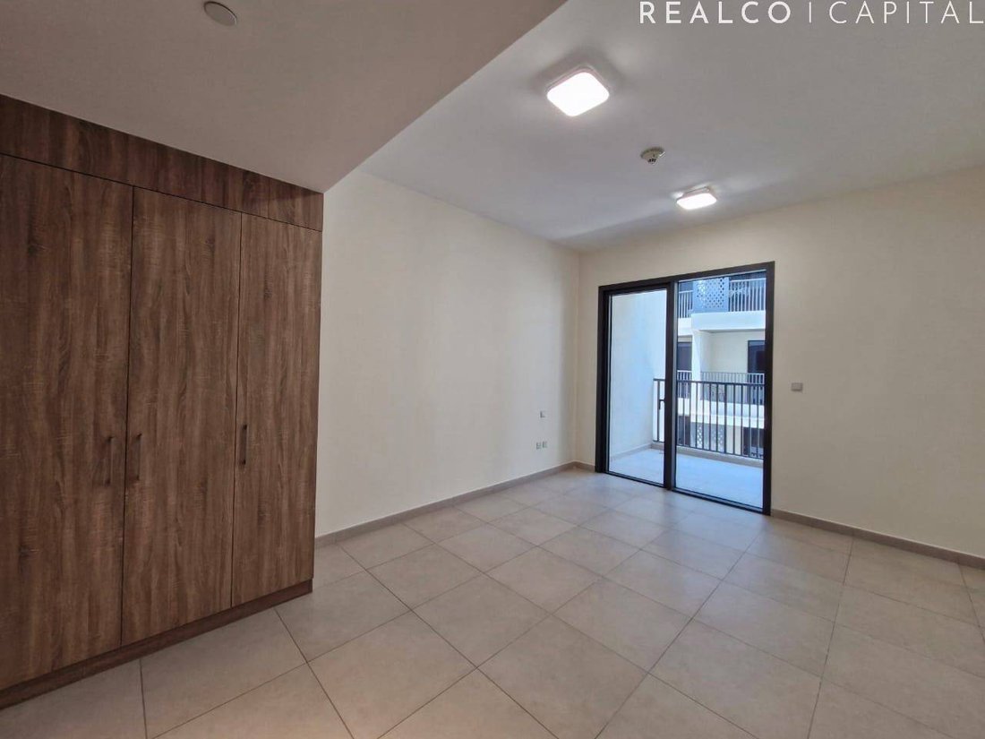 Apartment in Mirdif, Dubai, United Arab Emirates 5 - 19044303